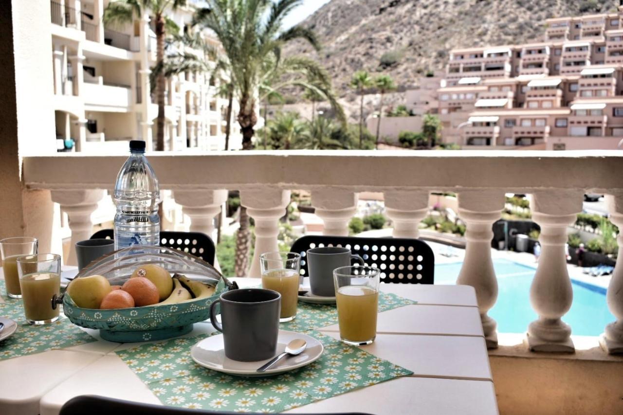 Castle Margherita'S Apartments Los Cristianos  Exteriör bild