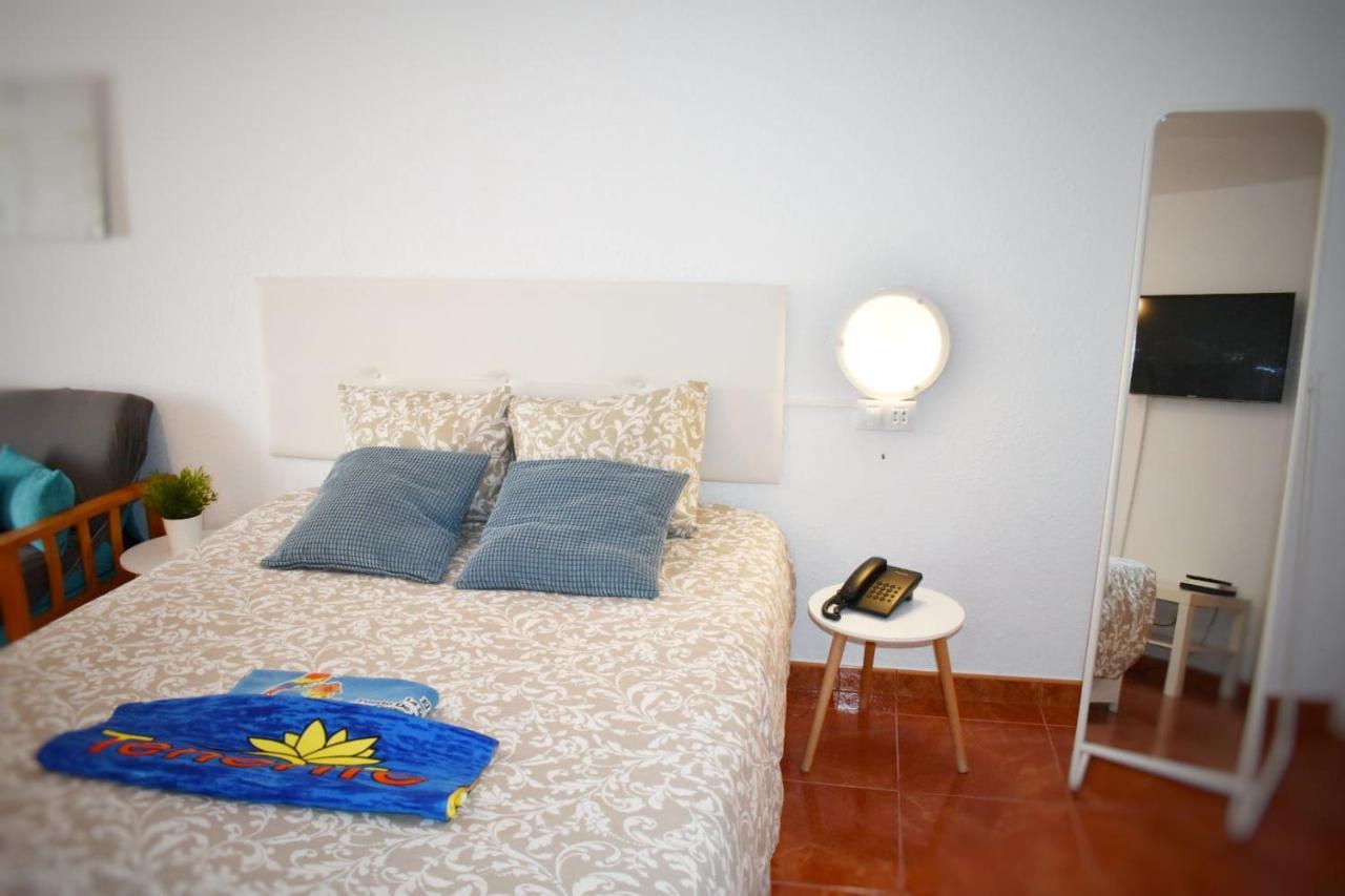 Castle Margherita'S Apartments Los Cristianos  Exteriör bild