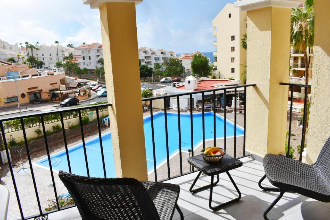 Castle Margherita'S Apartments Los Cristianos  Exteriör bild