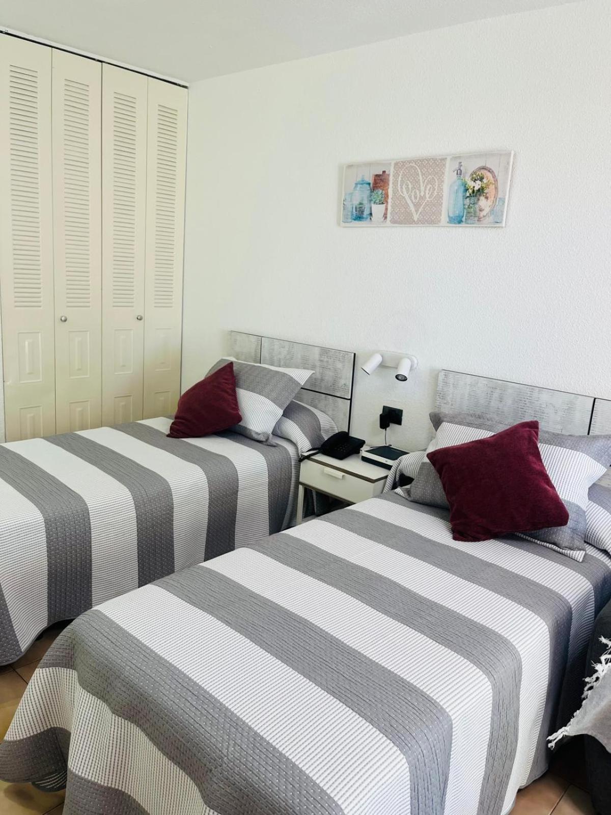 Castle Margherita'S Apartments Los Cristianos  Exteriör bild